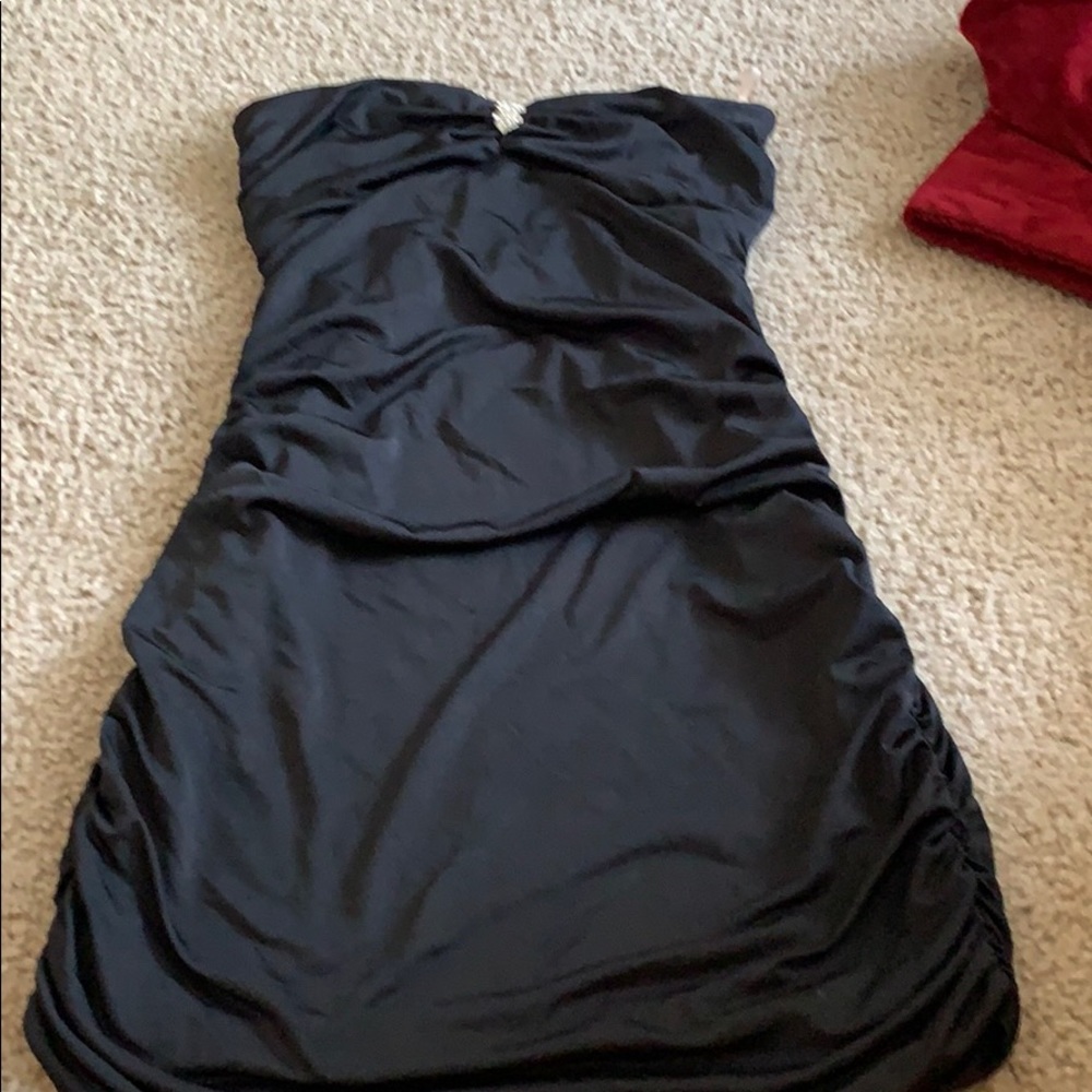 Short black dress medium